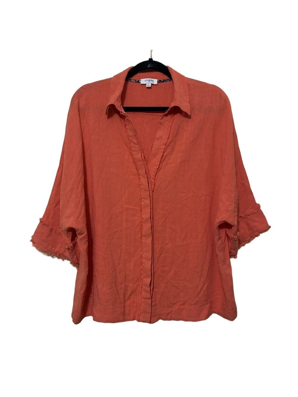 Umgee Linen Blend Button Front V-Neck Blouse Women’s M Coral Short Sleeve Frayed